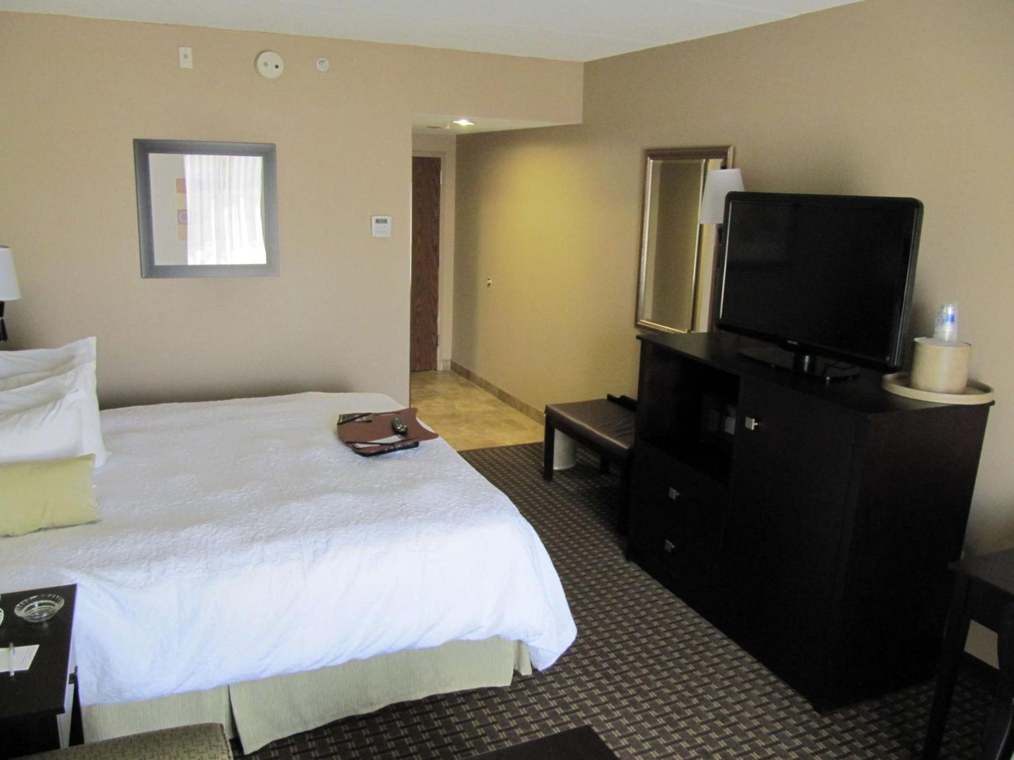 Hampton Inn Lindale/Tyler Экстерьер фото