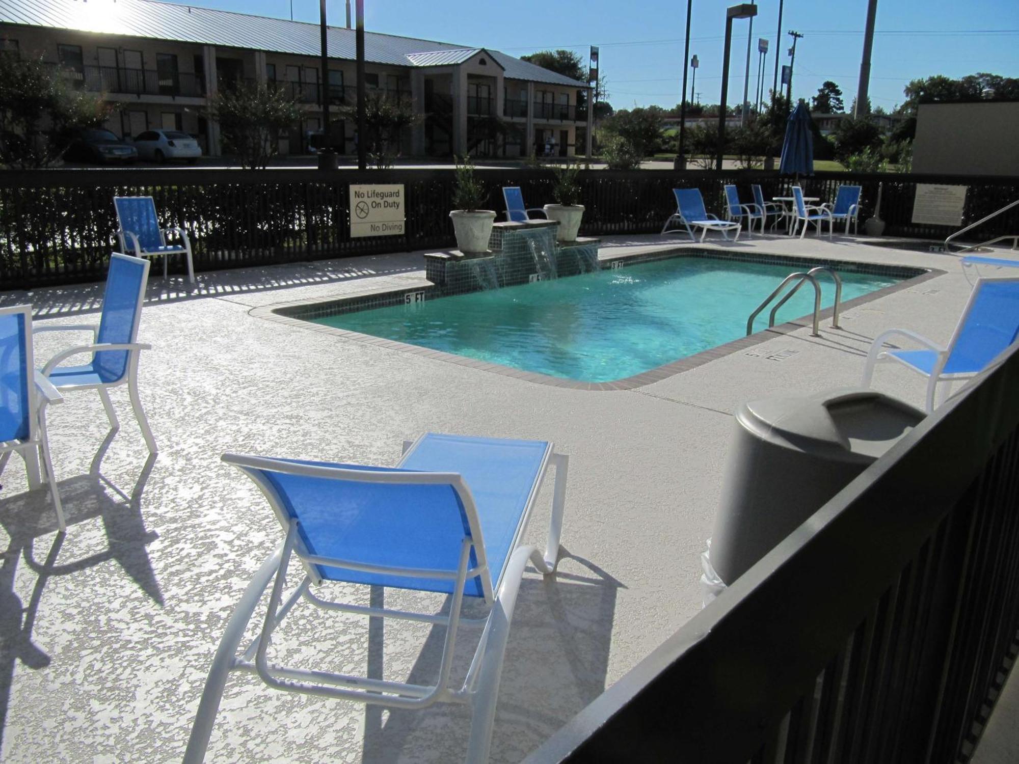 Hampton Inn Lindale/Tyler Экстерьер фото